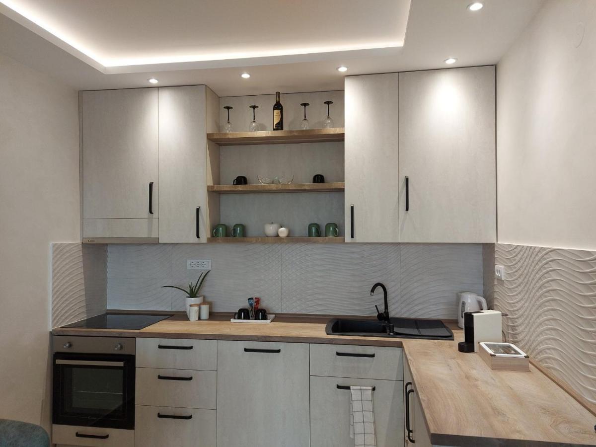 수보티차 Kat Apartman 아파트 외부 사진